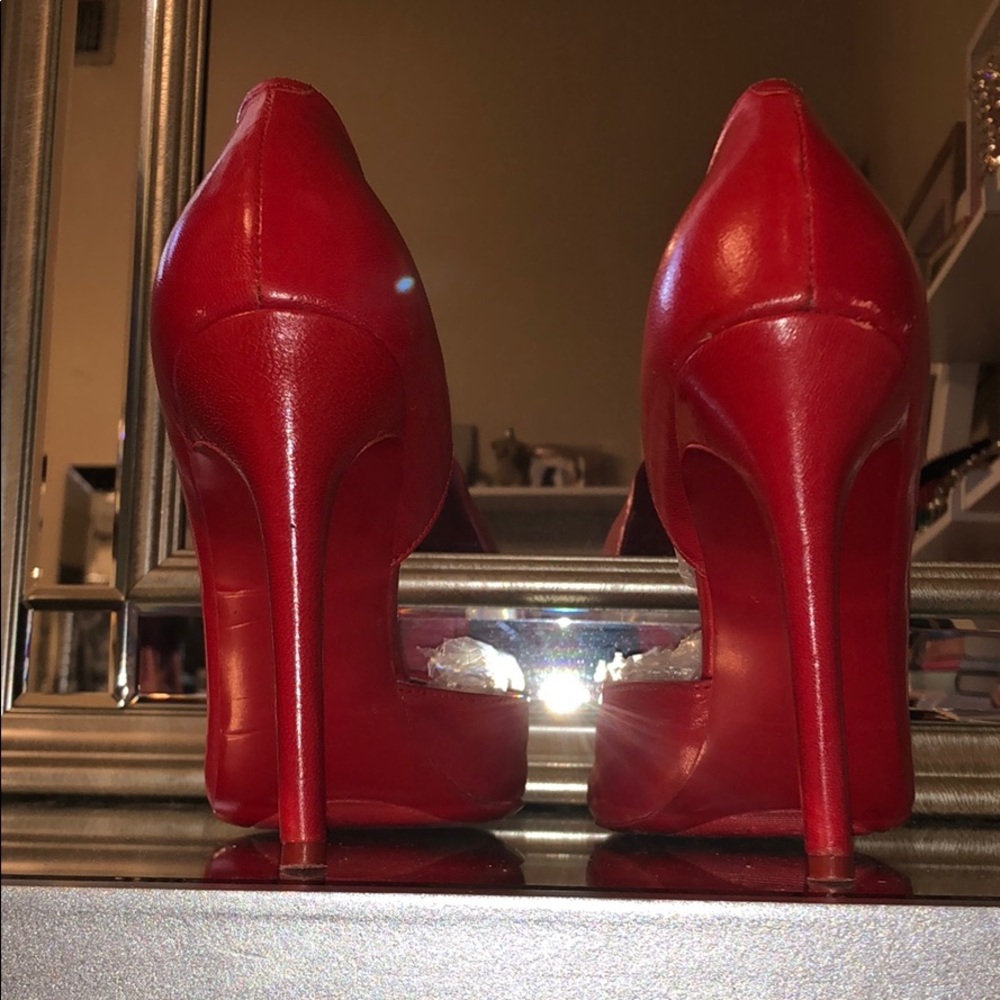 Red In Style Collection w/Nine West - Picture 5 of 6
